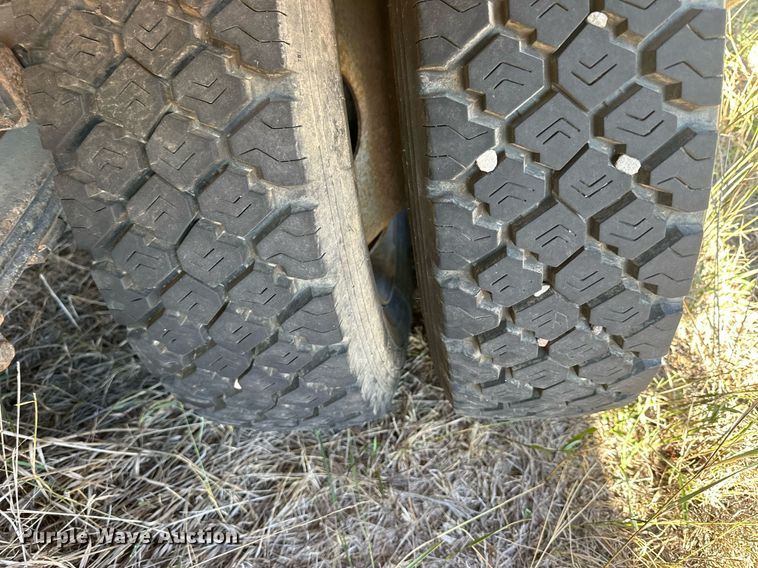 image for item OK9185 1998 Chevrolet Cheyenne C3500  dump bed pickup truck