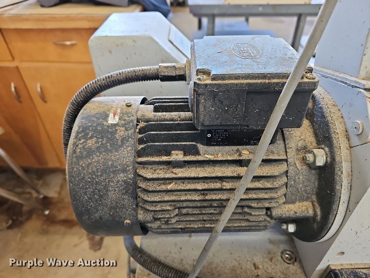 image for item OL9415 2007 Retsch SM2000  cutting mill