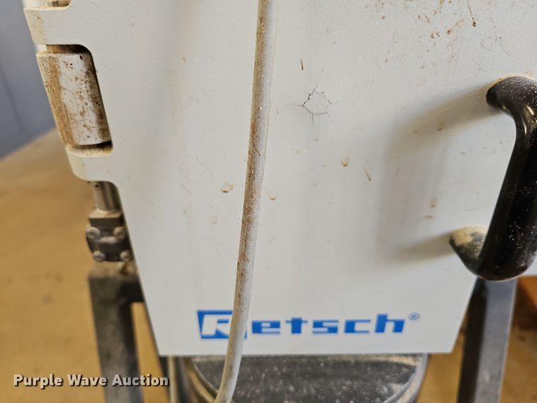 image for item OL9415 2007 Retsch SM2000  cutting mill