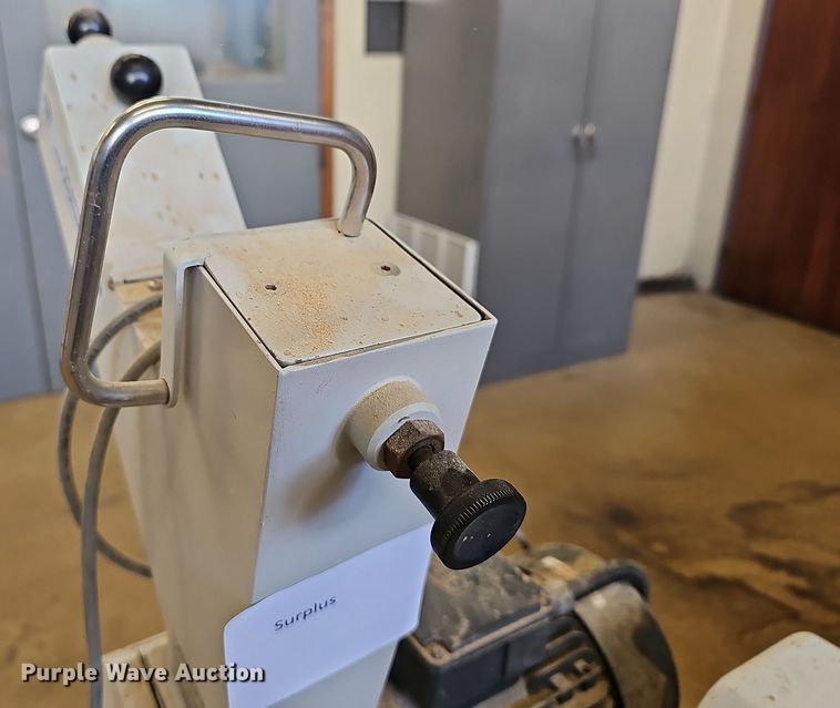 image for item OL9415 2007 Retsch SM2000  cutting mill