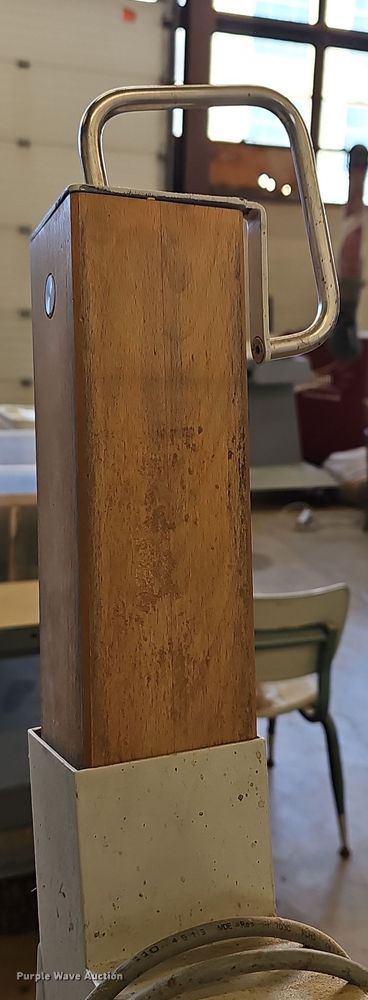 image for item OL9415 2007 Retsch SM2000  cutting mill