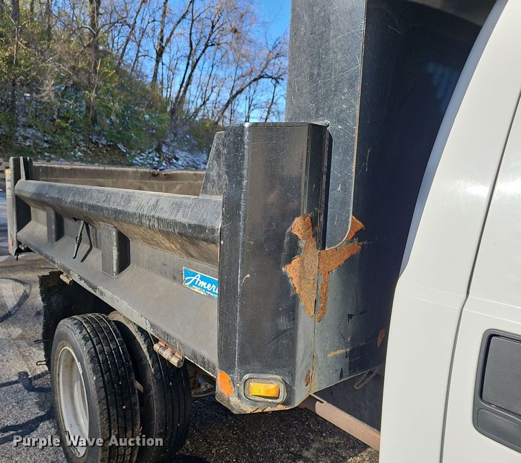 image for item OL9419 2012 Ford F450 Super Duty XL  Crew Cab dump truck