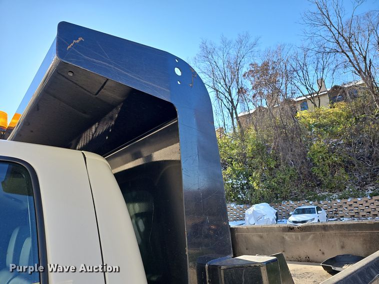 image for item OL9419 2012 Ford F450 Super Duty XL  Crew Cab dump truck