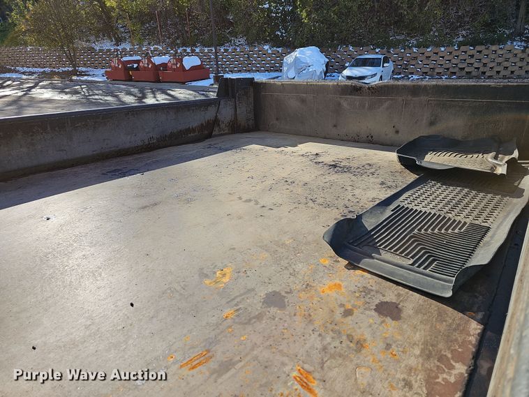 image for item OL9419 2012 Ford F450 Super Duty XL  Crew Cab dump truck