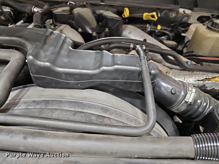 image for item OL9419 2012 Ford F450 Super Duty XL  Crew Cab dump truck