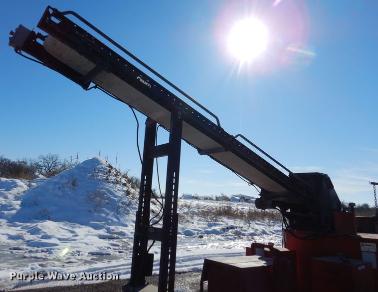 image for item OL9421 Crafco EZ Pour  melter applicator