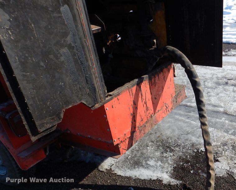 image for item OL9421 Crafco EZ Pour  melter applicator