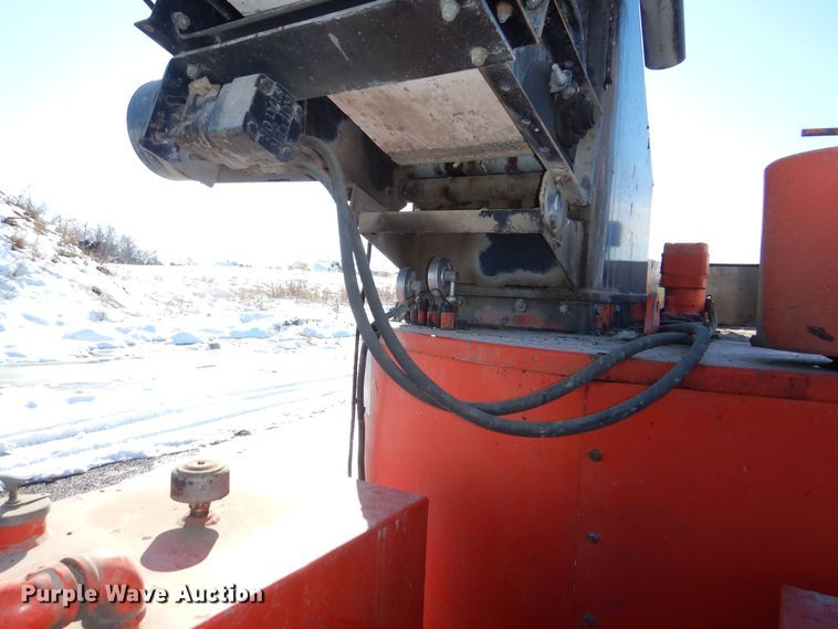 image for item OL9421 Crafco EZ Pour  melter applicator