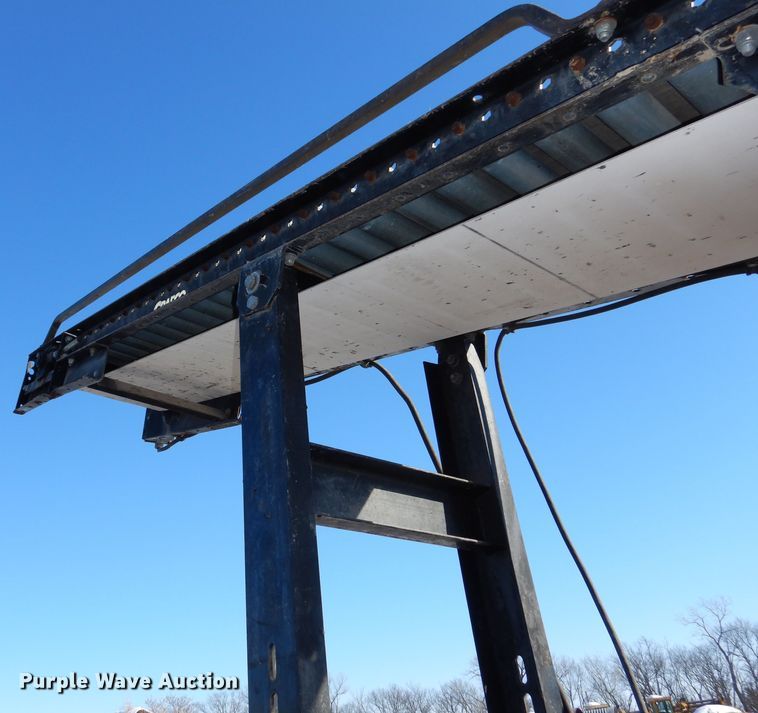 image for item OL9421 Crafco EZ Pour  melter applicator