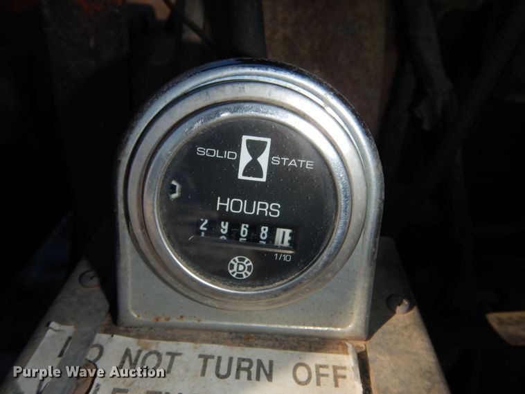 image for item OL9421 Crafco EZ Pour  melter applicator