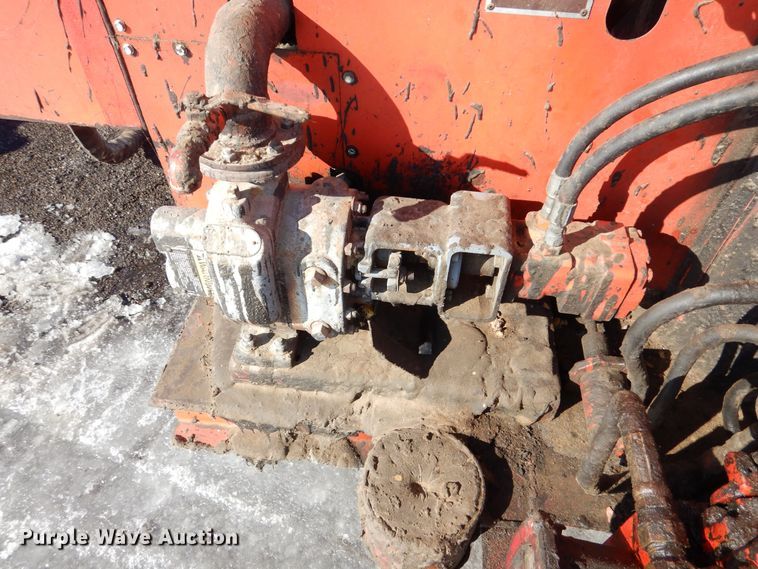 image for item OL9421 Crafco EZ Pour  melter applicator