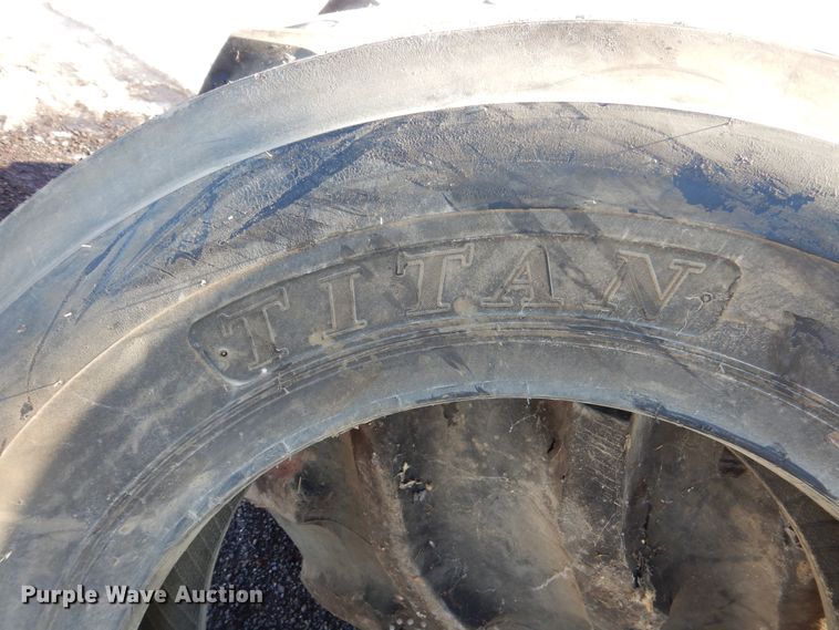 image for item OL9425 (2) tires