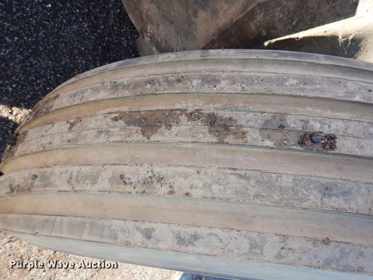 image for item OL9425 (2) tires