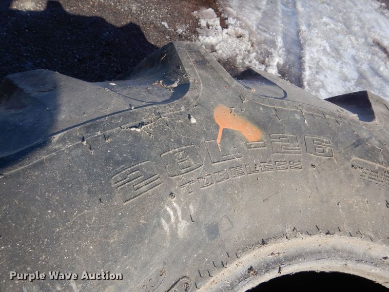 image for item OL9425 (2) tires