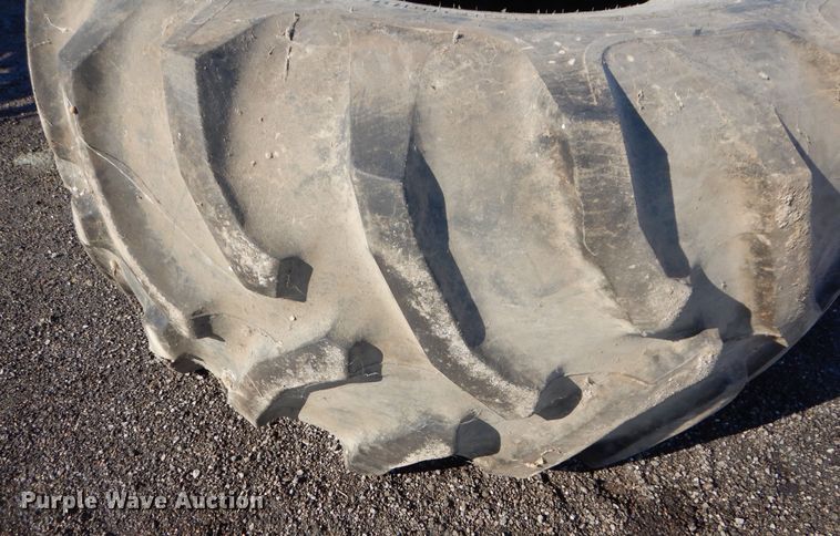 image for item OL9425 (2) tires