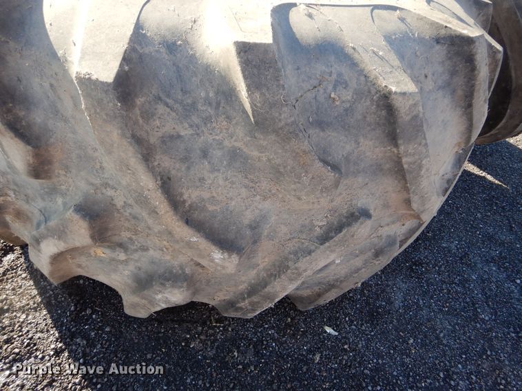 image for item OL9425 (2) tires