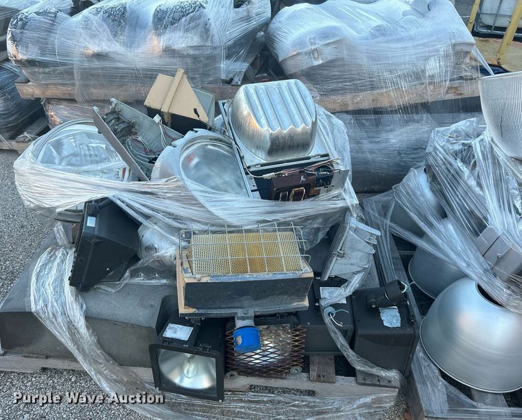 image for item OM9000 Street lights