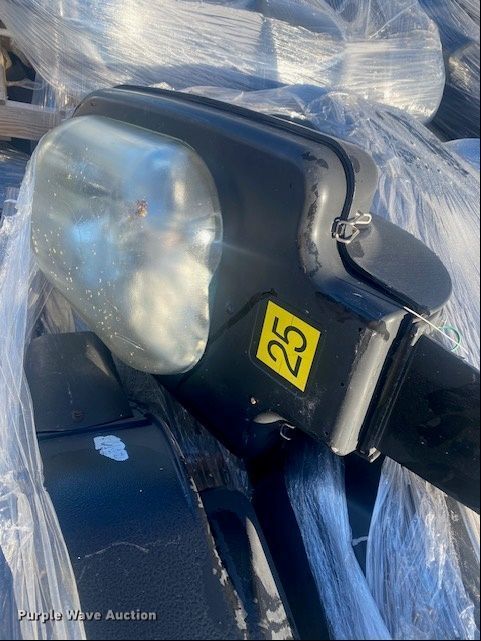 image for item OM9000 Street lights