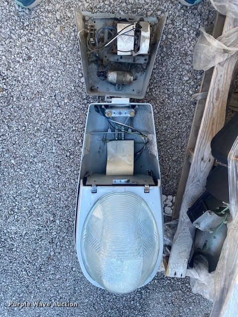 image for item OM9000 Street lights