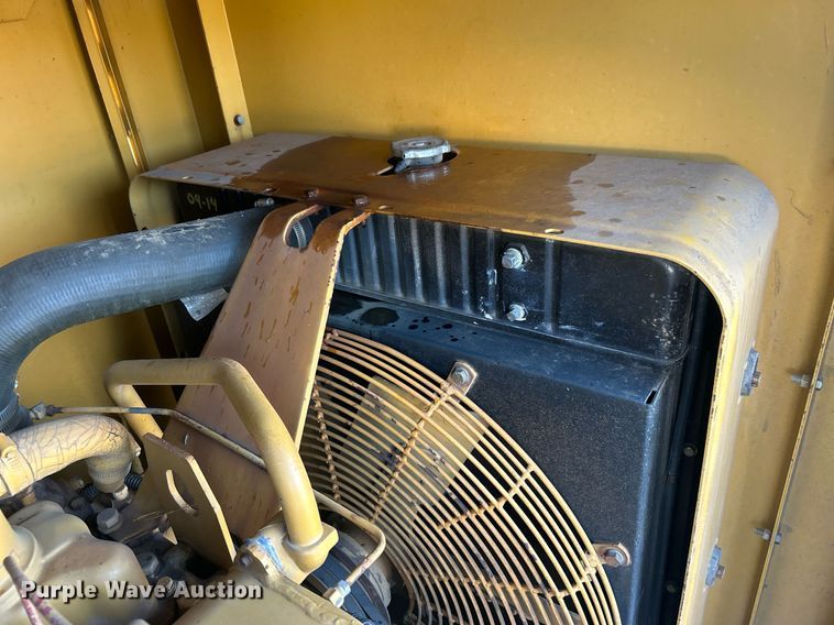 image for item OM9001 Caterpillar  generator