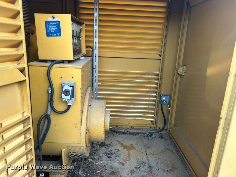 image for item OM9001 Caterpillar  generator