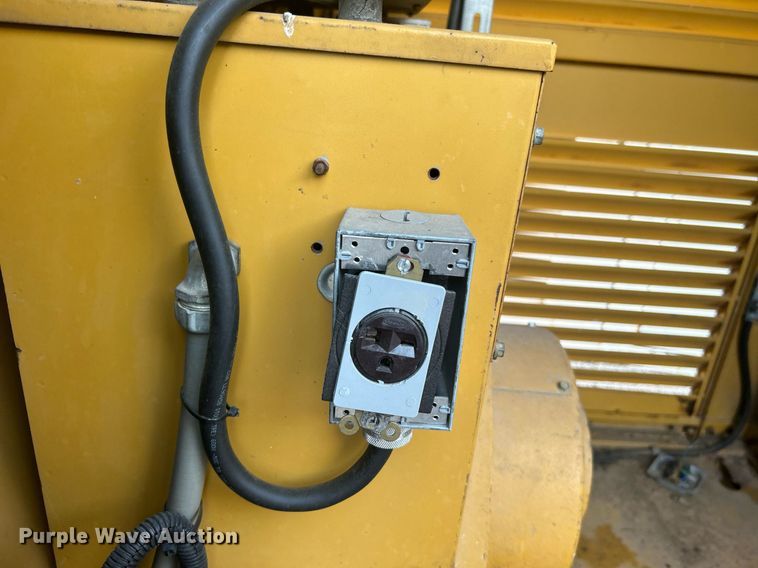 image for item OM9001 Caterpillar  generator