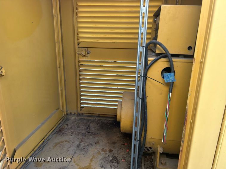 image for item OM9001 Caterpillar  generator