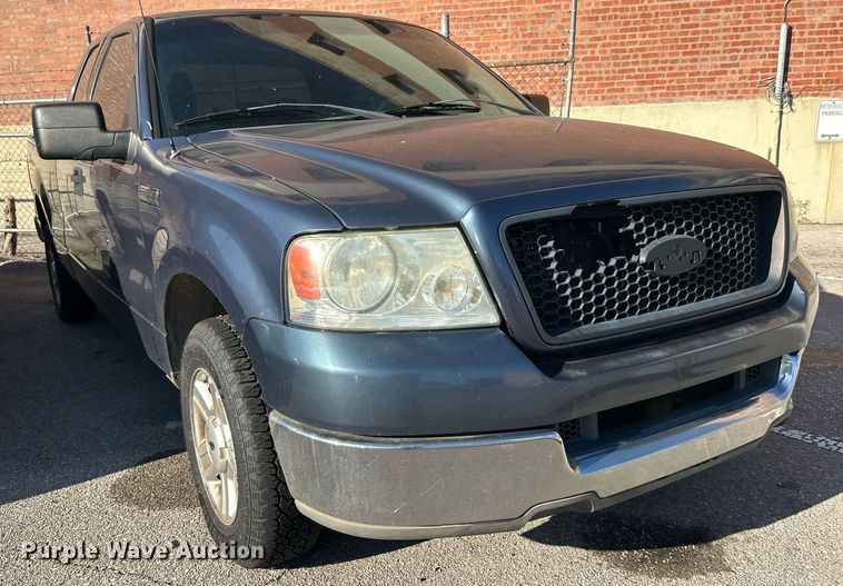 image for item OM9009 2004 Ford F150  SuperCab pickup truck