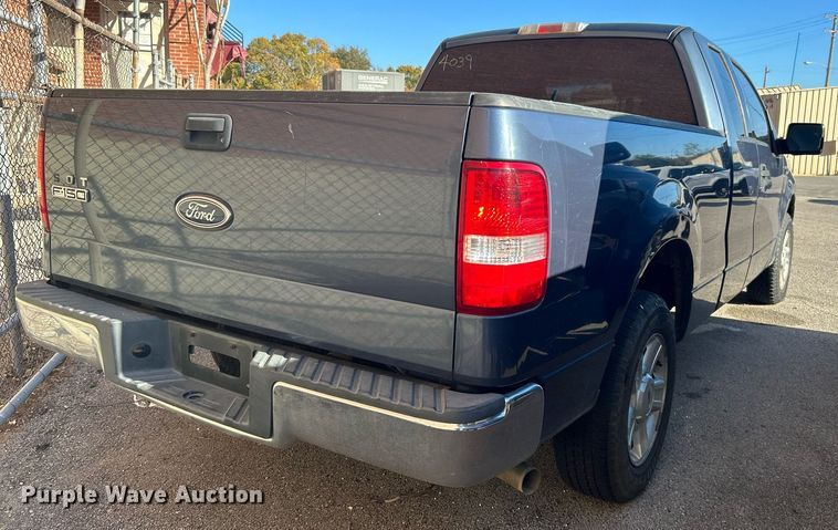 image for item OM9009 2004 Ford F150  SuperCab pickup truck