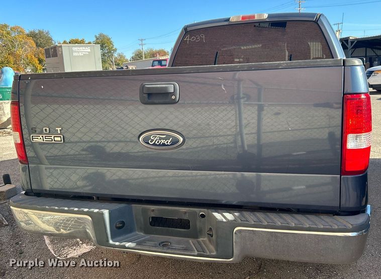 image for item OM9009 2004 Ford F150  SuperCab pickup truck