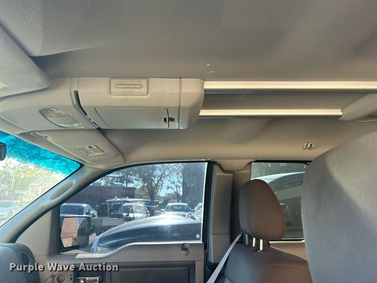 image for item OM9009 2004 Ford F150  SuperCab pickup truck