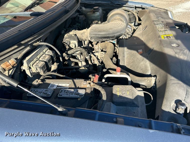 image for item OM9009 2004 Ford F150  SuperCab pickup truck