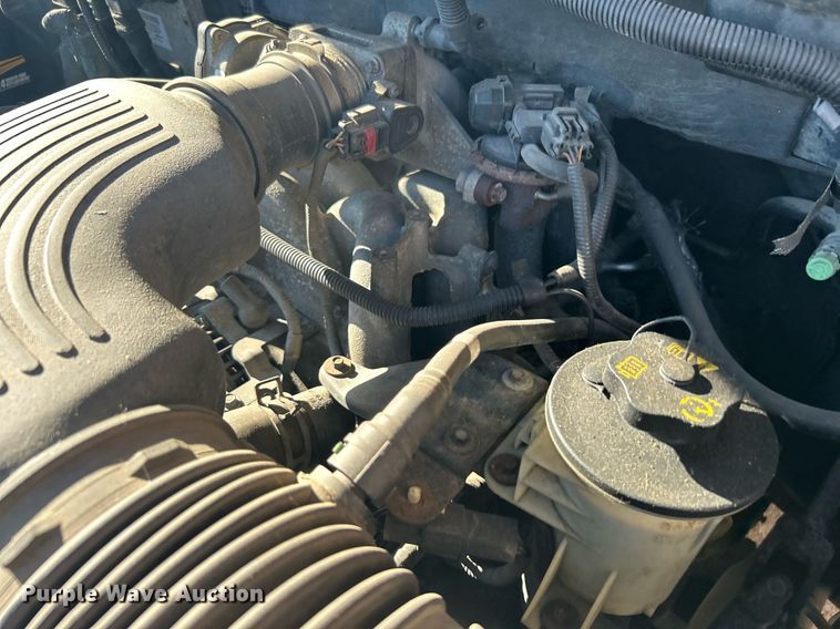 image for item OM9009 2004 Ford F150  SuperCab pickup truck