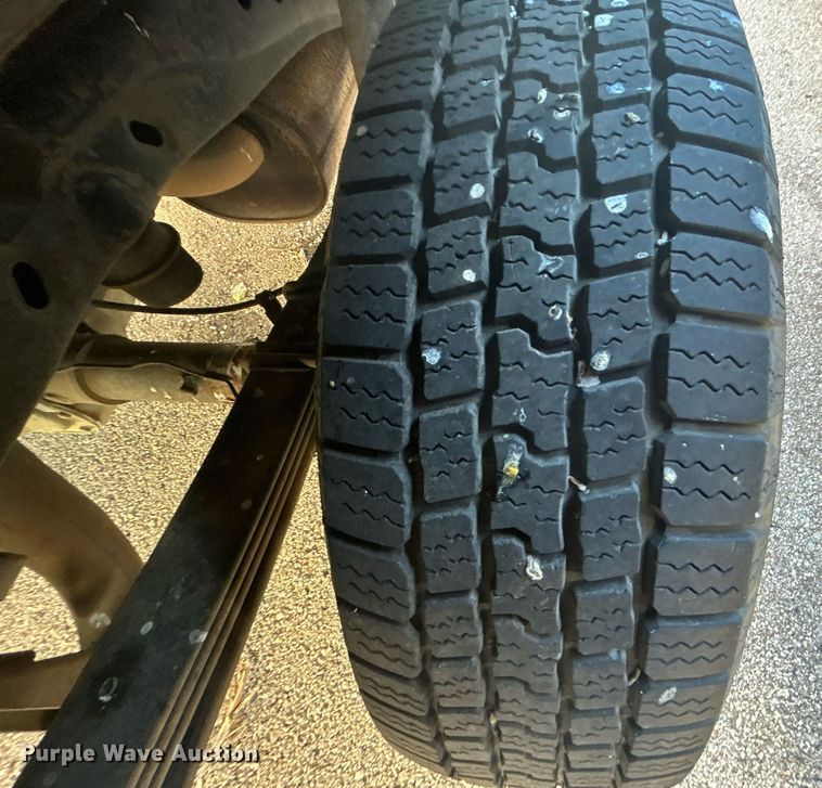 image for item OM9009 2004 Ford F150  SuperCab pickup truck