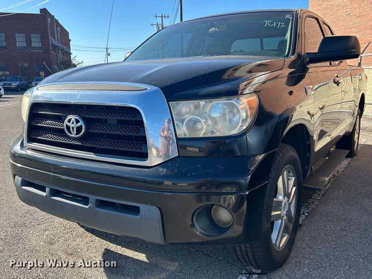 image for item OM9010 2007 Toyota Tundra  Double Cab pickup truck