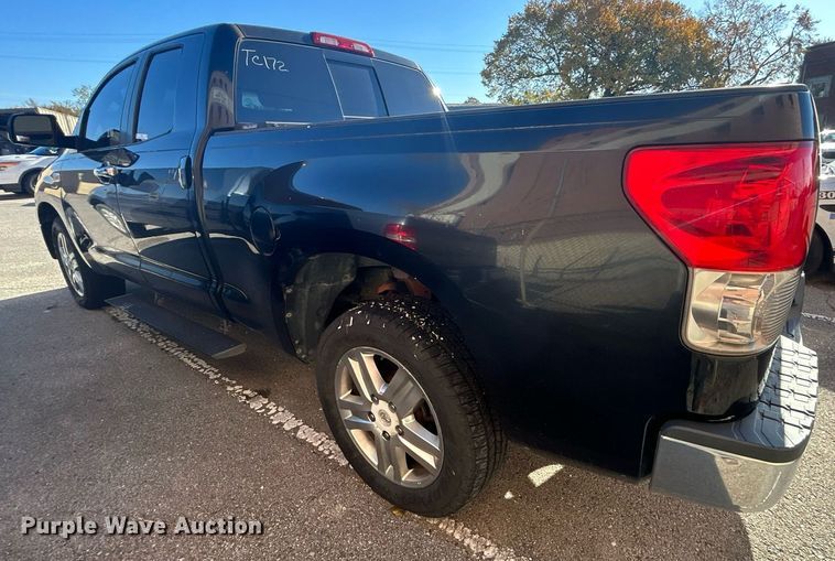 image for item OM9010 2007 Toyota Tundra  Double Cab pickup truck