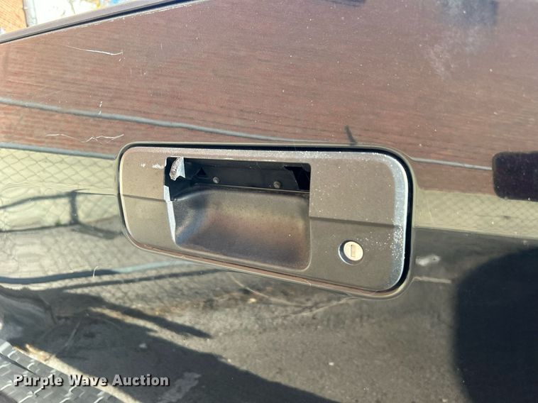 image for item OM9010 2007 Toyota Tundra  Double Cab pickup truck