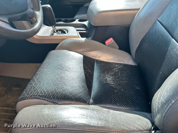 image for item OM9010 2007 Toyota Tundra  Double Cab pickup truck