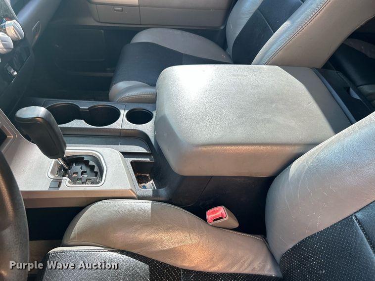 image for item OM9010 2007 Toyota Tundra  Double Cab pickup truck