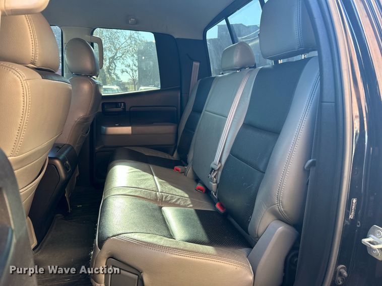 image for item OM9010 2007 Toyota Tundra  Double Cab pickup truck