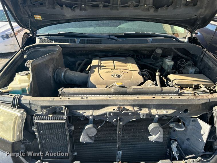 image for item OM9010 2007 Toyota Tundra  Double Cab pickup truck