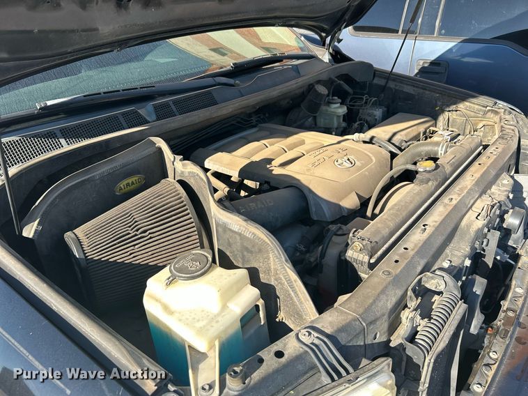 image for item OM9010 2007 Toyota Tundra  Double Cab pickup truck