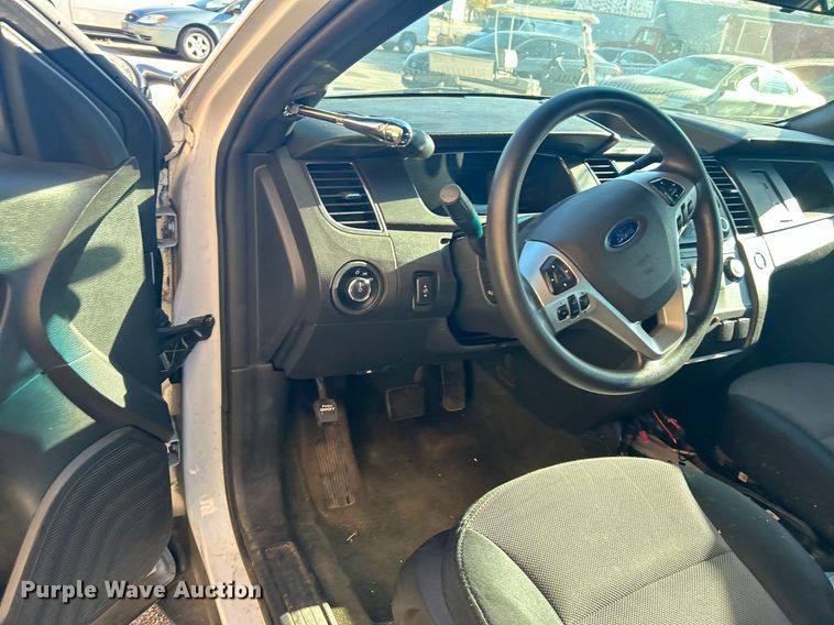 image for item OM9011 2013 Ford Taurus Police Interceptor