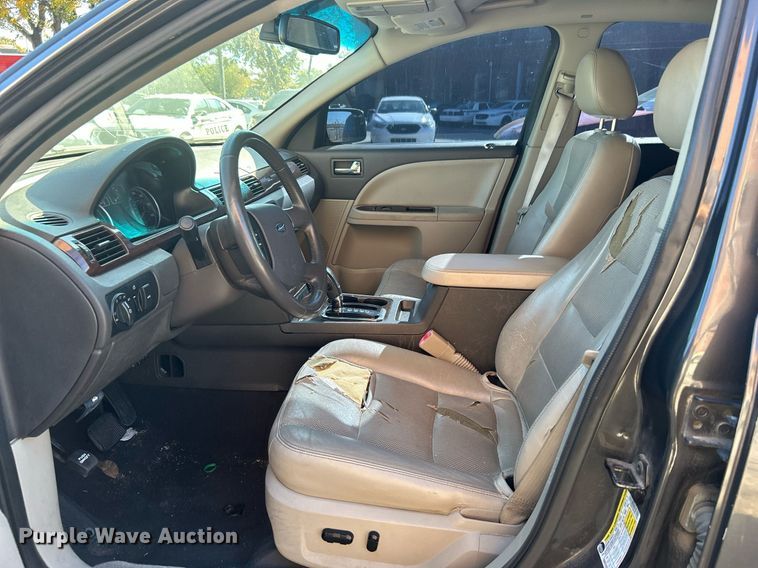 image for item OM9013 2008 Ford Taurus