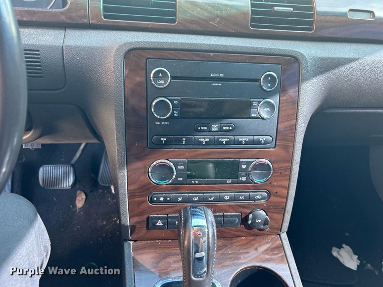 image for item OM9013 2008 Ford Taurus