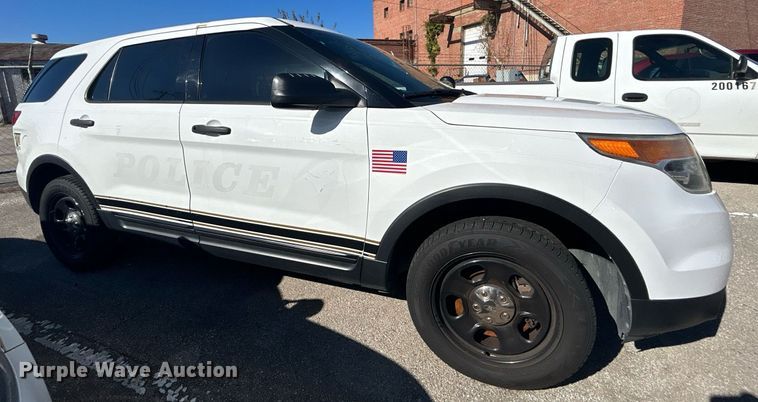 image for item OM9016 2013 Ford Explorer Police Interceptor  SUV