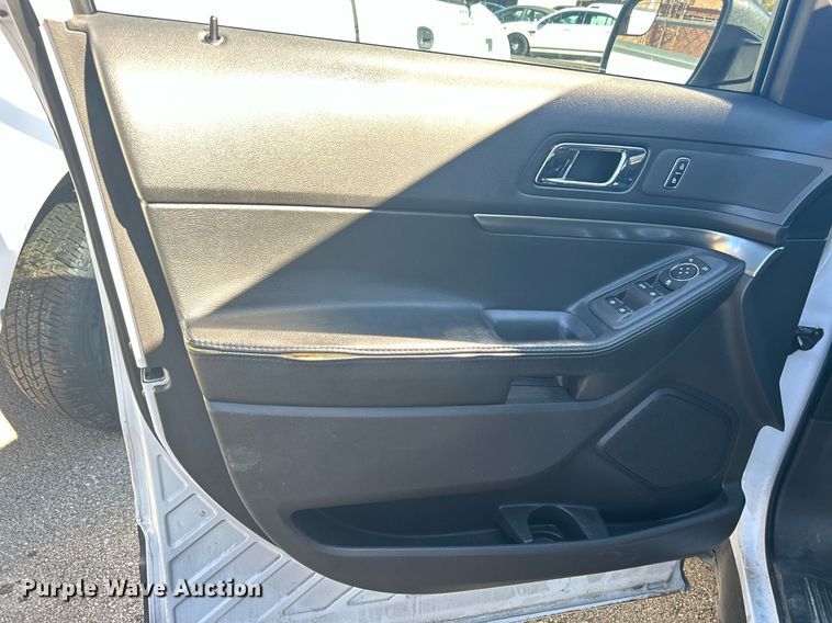 image for item OM9016 2013 Ford Explorer Police Interceptor  SUV