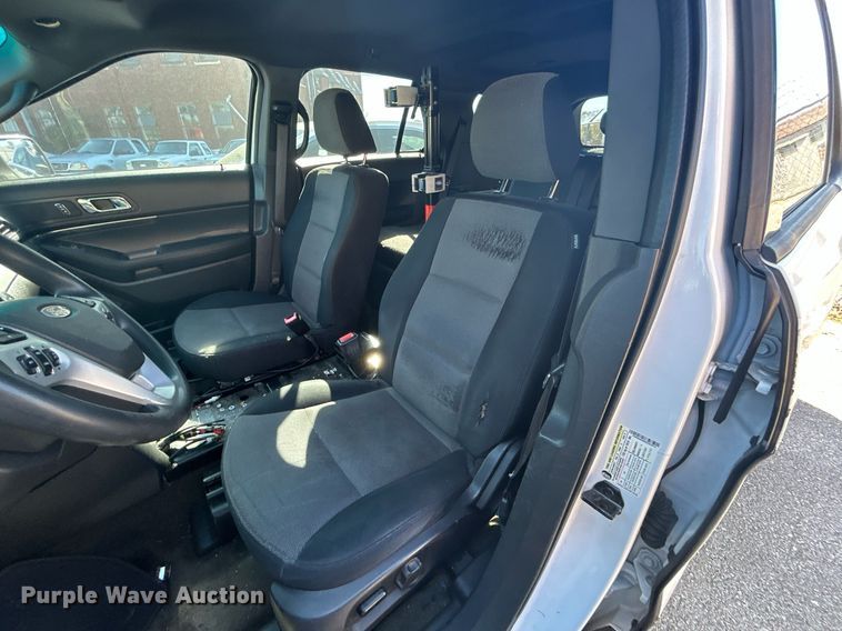 image for item OM9016 2013 Ford Explorer Police Interceptor  SUV