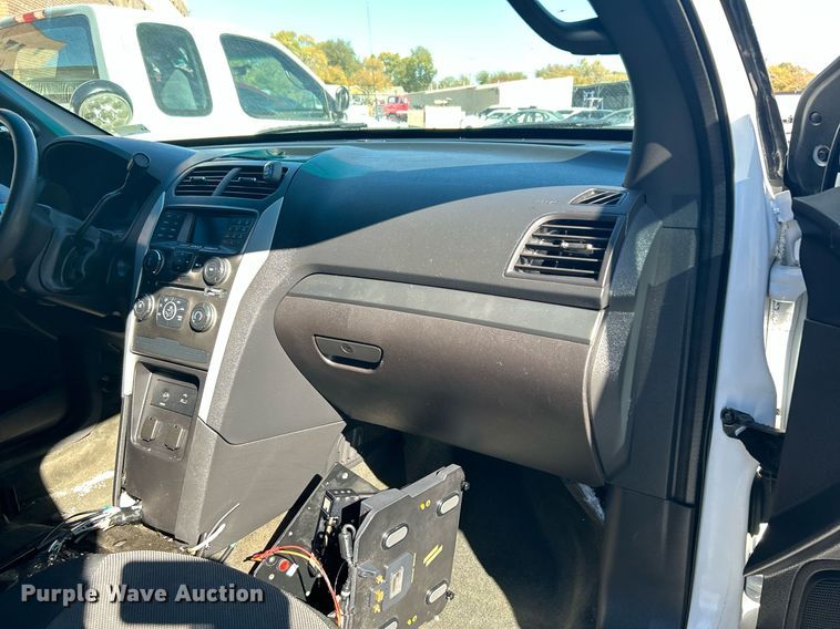 image for item OM9016 2013 Ford Explorer Police Interceptor  SUV