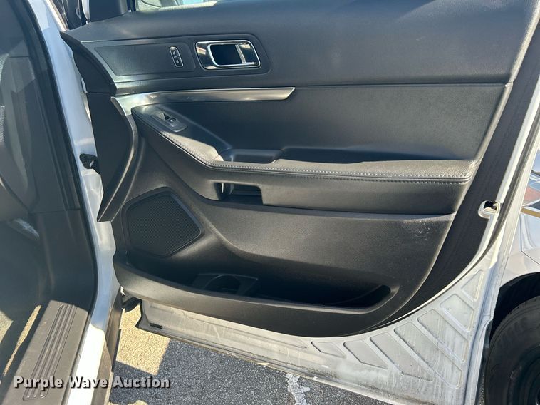 image for item OM9016 2013 Ford Explorer Police Interceptor  SUV